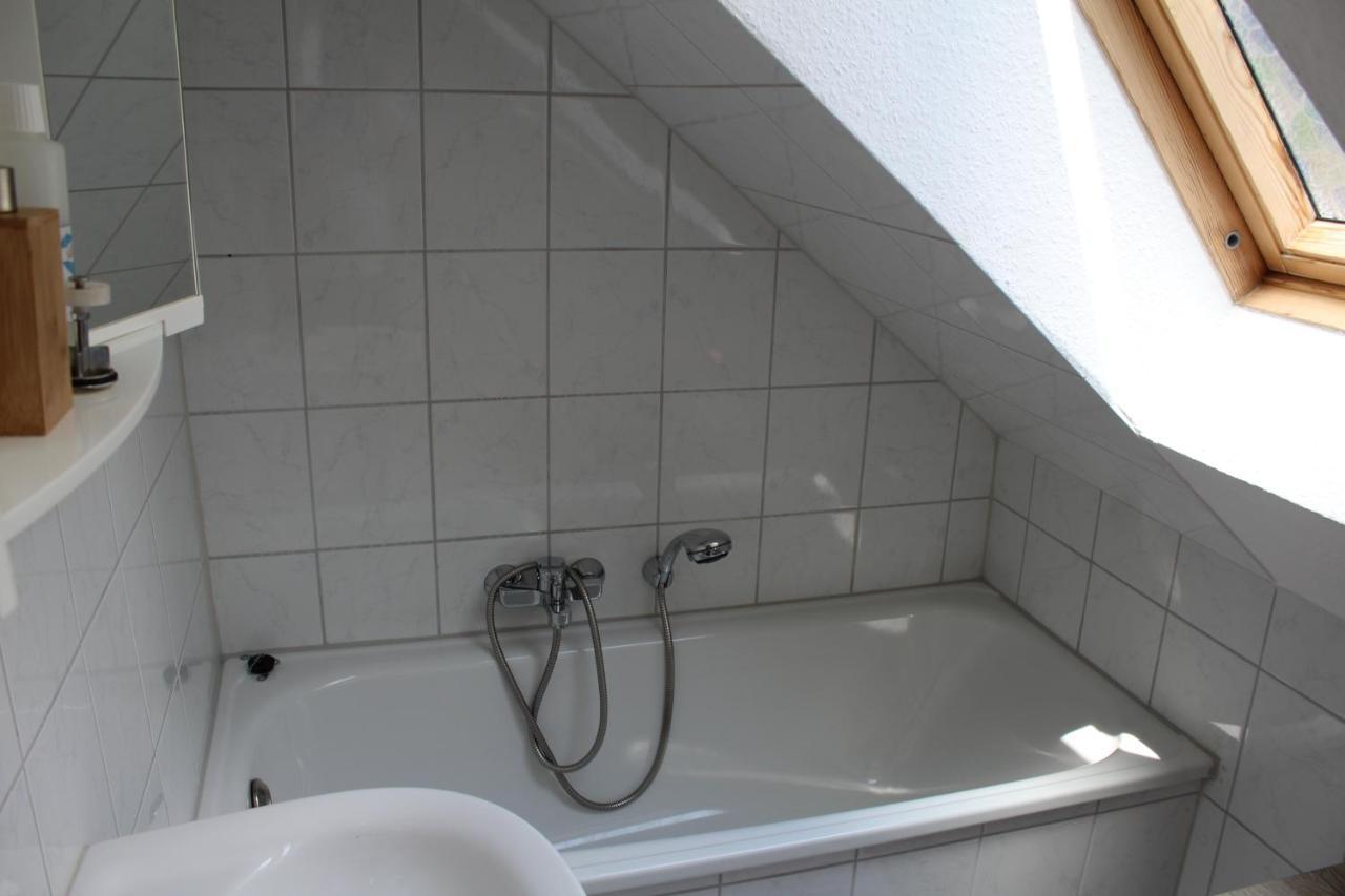 Gruener Blick Apartamento Witten Exterior foto